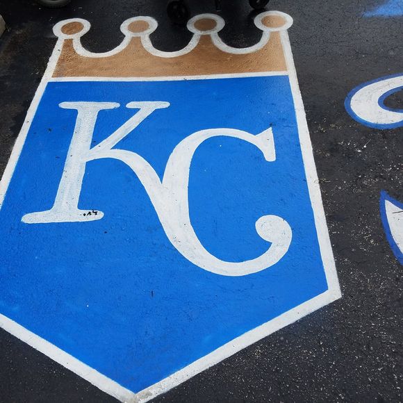 Meet your Posher, Heather - Picture 1 of 1